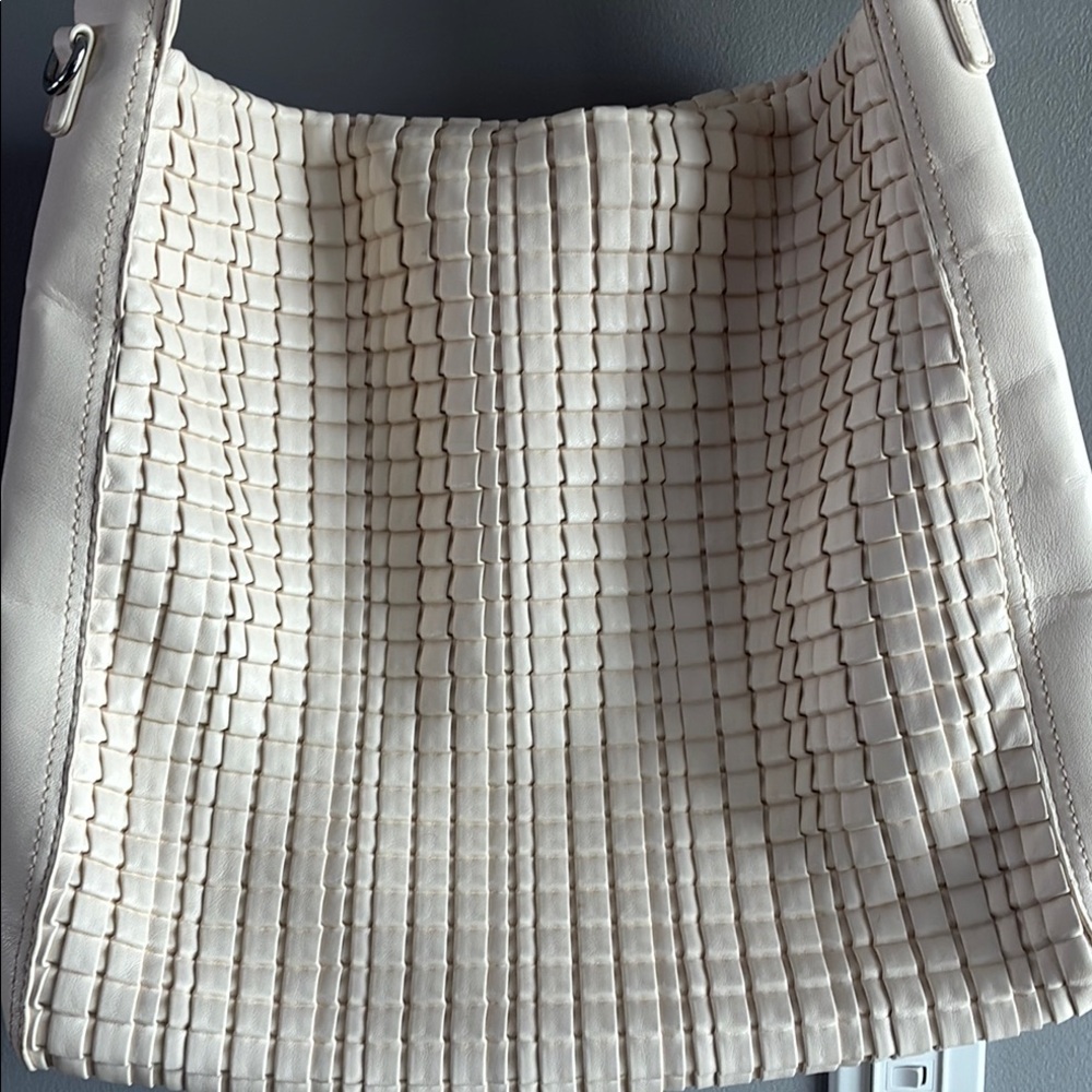 White Grid Pattern Shoulder Bag With Relaxed Desi… - image 2